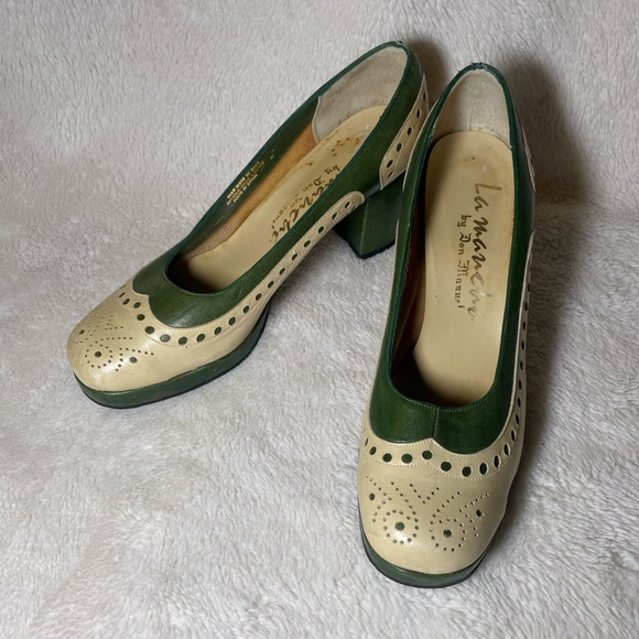 EUC True Vintage 1960s La Manche Two Tone Green/Beige Leather Cutout Shoes - Picture 2 of 16